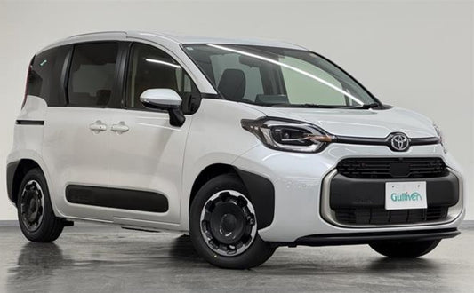 Toyota Sienta 1500 CC Hybrid  Automatic  7 Seater  Year 2025