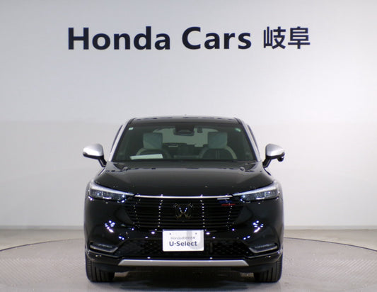 Honda Vezel with Moon-Roof 2025