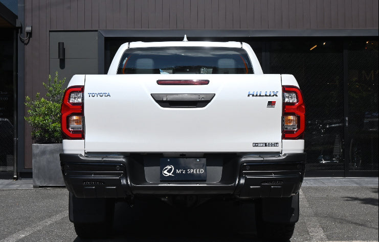 Toyota Hilux Z GR Sports Year 2024